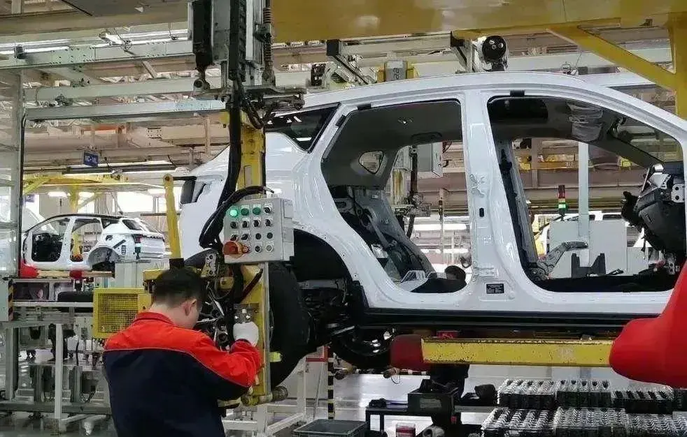 一辆售价10万元的车，成本是多少？