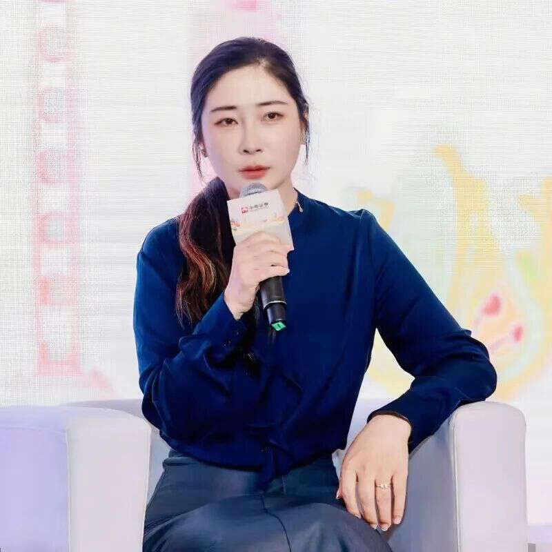 3000亿市场引爆前夜!蔚来、岚图、博特勒、海克斯康等30+巨头齐聚上海,共谋人形机器人革命